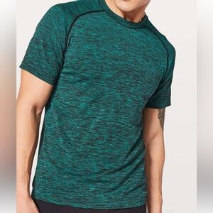Lululemon Metal Vent Tech Short Sleeve
Spirit Green / Black